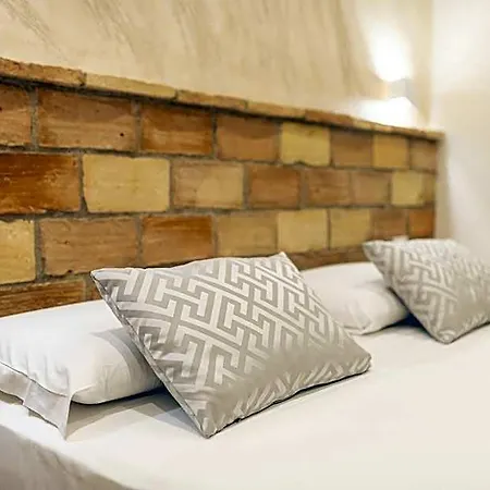 Floor Colosseo Guest house 4*