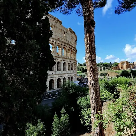 Gasthuis Floor Colosseo 3*